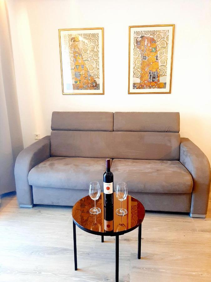 Apartments Tonkita with jacuzzi Makarska Zewnętrze zdjęcie