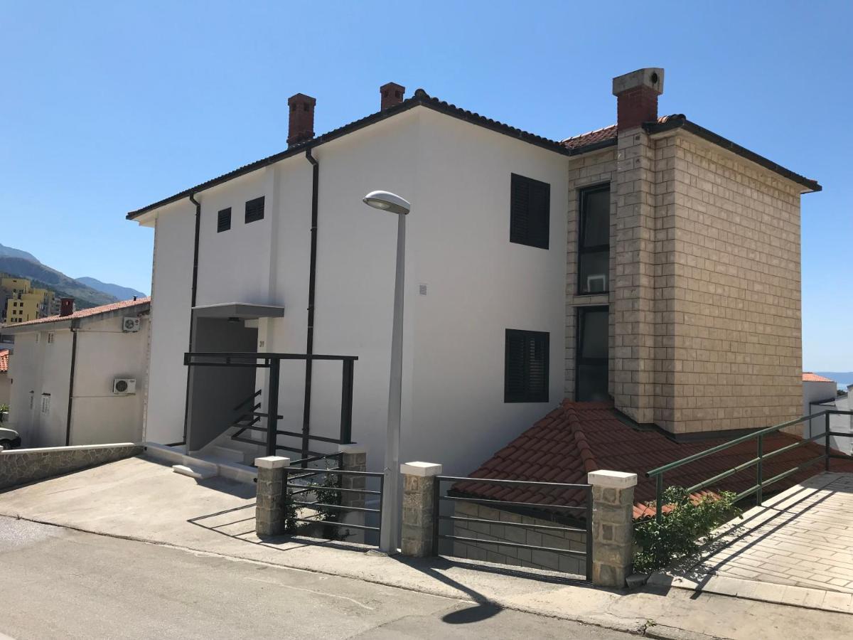 Apartments Tonkita with jacuzzi Makarska Zewnętrze zdjęcie