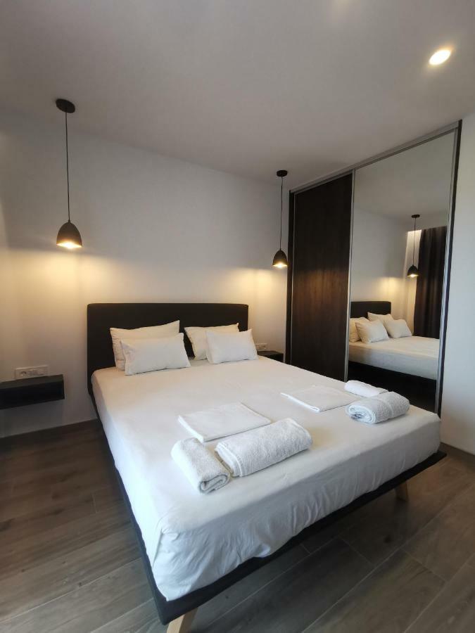 Apartments Tonkita with jacuzzi Makarska Zewnętrze zdjęcie